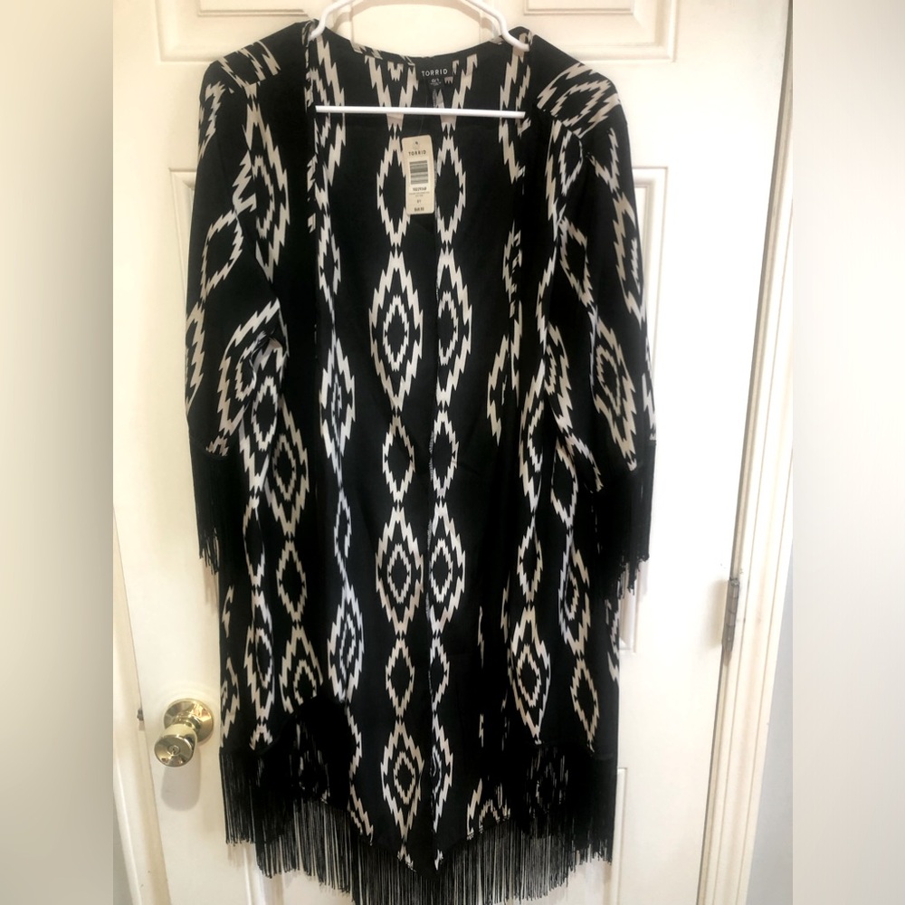 Torrid Black and white fringe cardigan #fringecardigan   BNWT size 0/1
